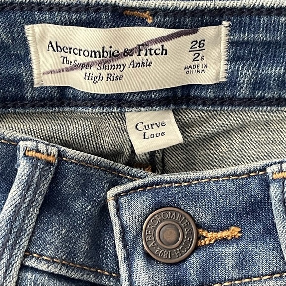Abercrombie & Fitch Jeans 26 SHORT Curve Love High Rise Skinny Embroidered Star - Picture 9 of 11